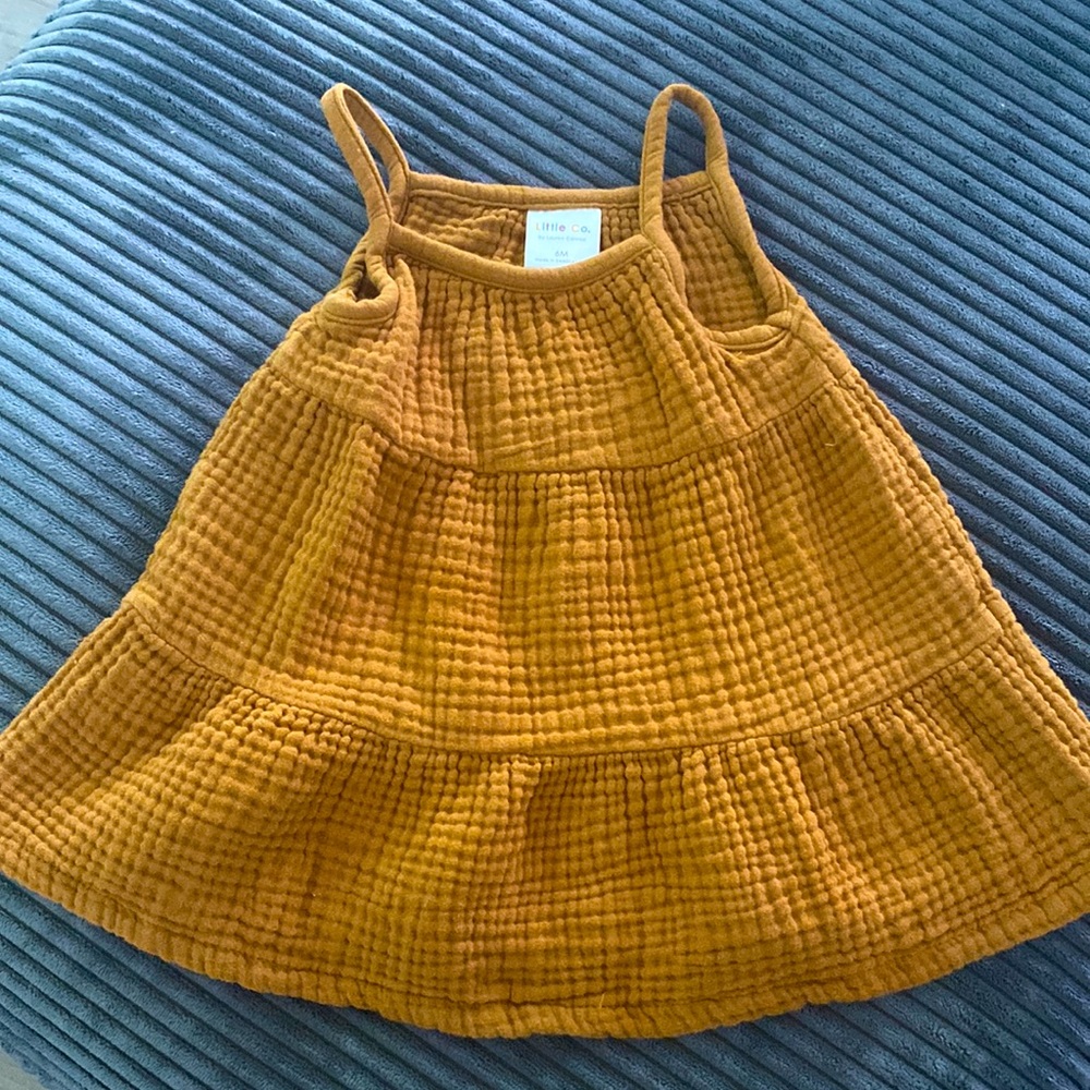 Flawless baby dress. 6 months. Like new